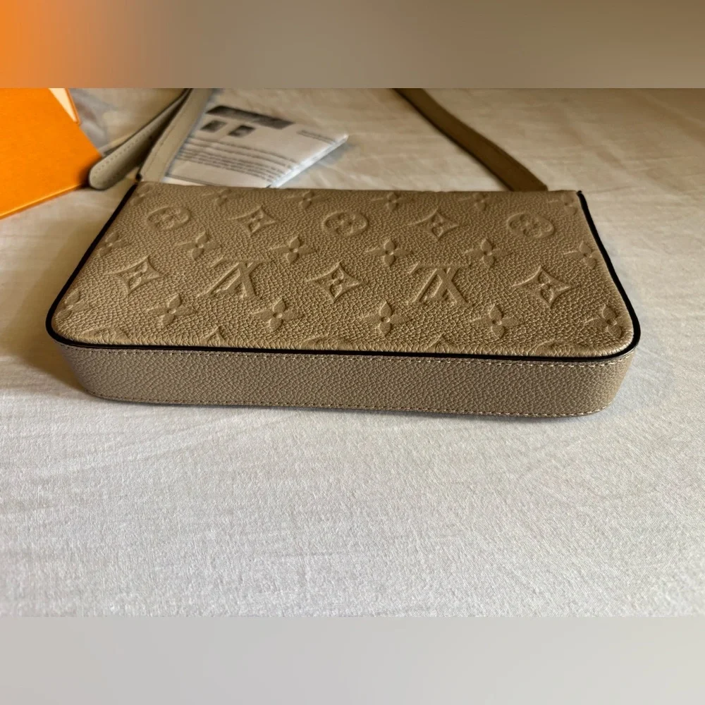 Louis Vuitton Pochette Félicie Turtledove - Picture 10 of 14